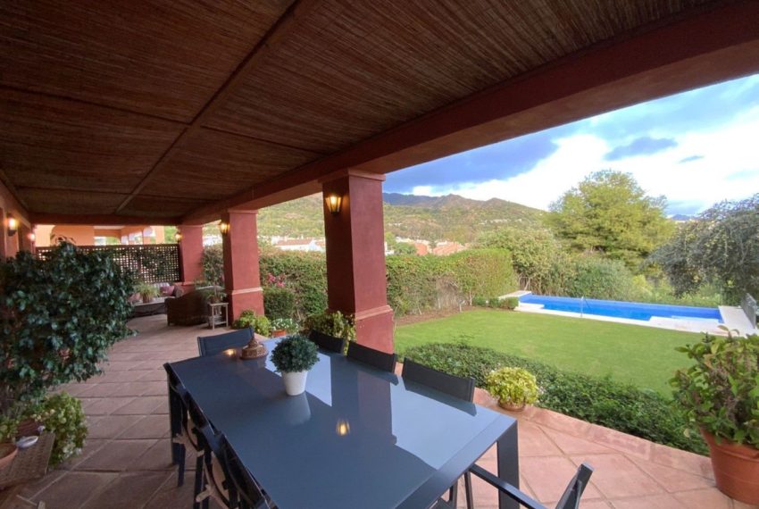 R5135377-Villa-For-Sale-Marbella-Detached-5-Beds-560-Built-13