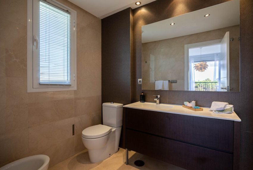 R5135425-Apartment-For-Sale-Los-Arqueros-Middle-Floor-3-Beds-141-Built-19