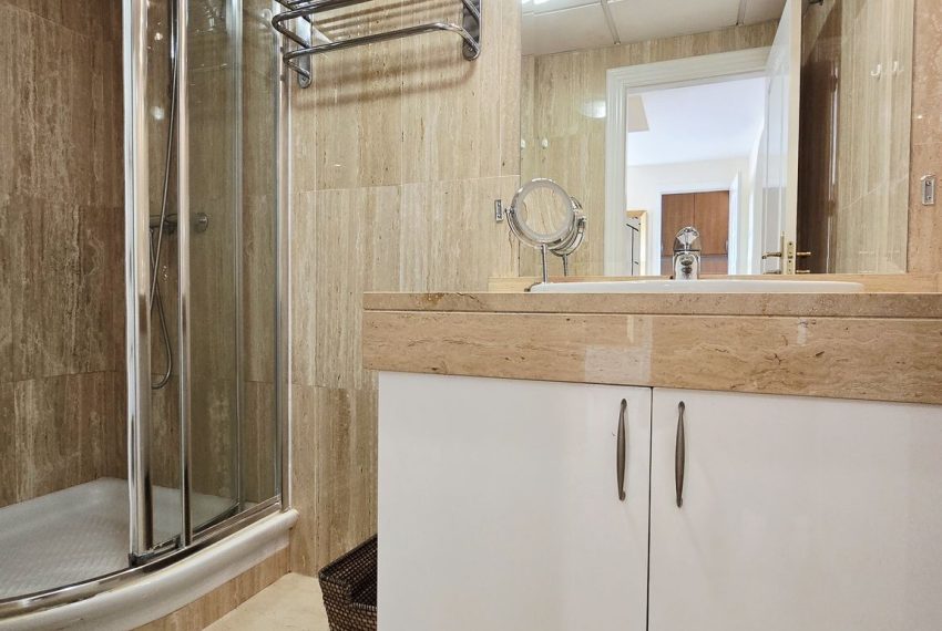 R5136586-Apartment-For-Sale-Elviria-Penthouse-2-Beds-104-Built-16
