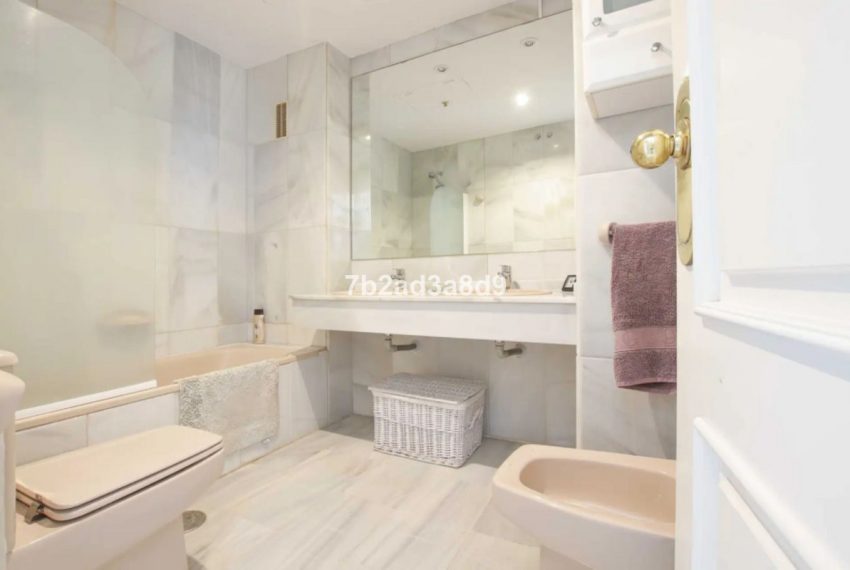 R5138038-Apartment-For-Sale-Nueva-Andalucia-Middle-Floor-2-Beds-107-Built-9