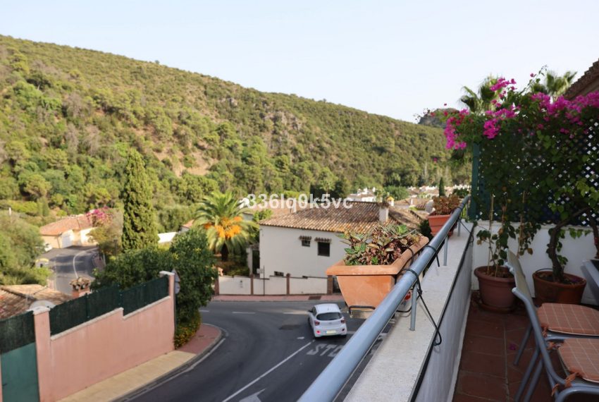 R5138944-Apartment-For-Sale-Benahavis-Penthouse-2-Beds-94-Built-12