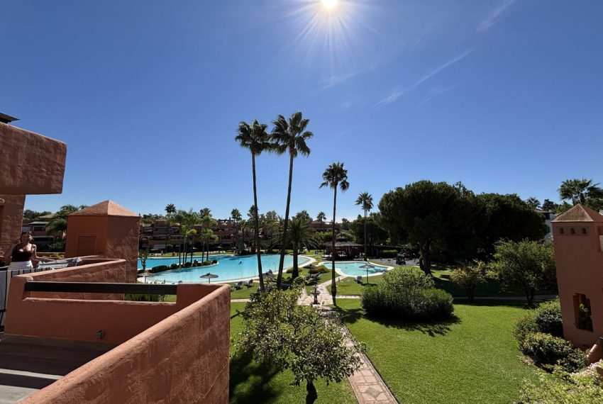 R5139022-Apartment-For-Sale-Estepona-Penthouse-3-Beds-231-Built