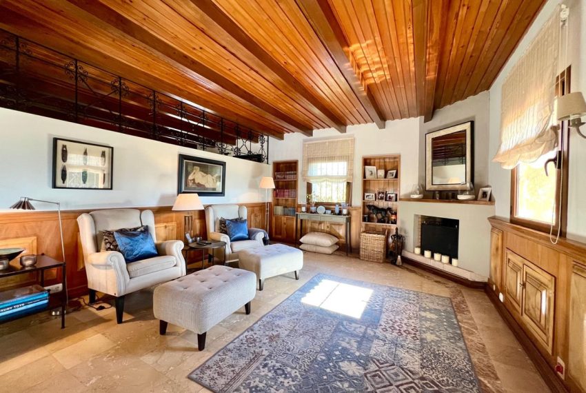 R5139934-Villa-For-Sale-Elviria-Detached-4-Beds-450-Built-14