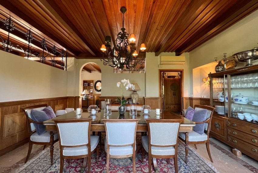 R5139934-Villa-For-Sale-Elviria-Detached-4-Beds-450-Built-18