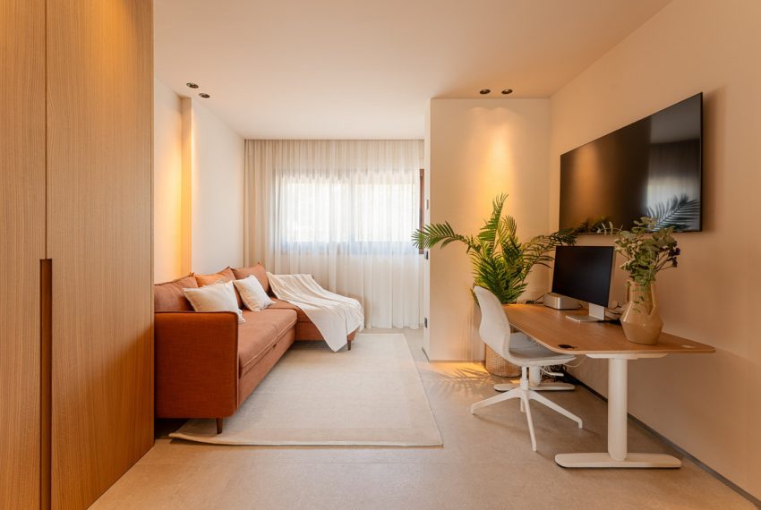 R5140108-Apartment-For-Sale-The-Golden-Mile-Penthouse-Duplex-3-Beds-276-Built-19