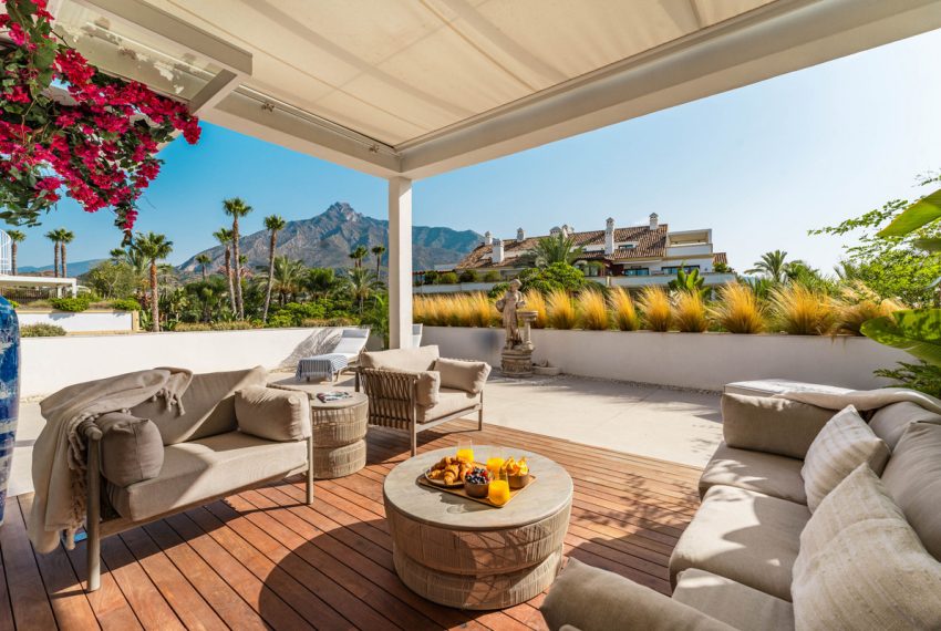 R5140108-Apartment-For-Sale-The-Golden-Mile-Penthouse-Duplex-3-Beds-276-Built-2