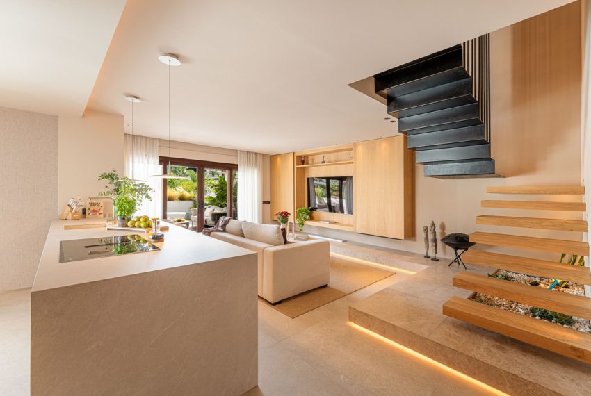 R5140108-Apartment-For-Sale-The-Golden-Mile-Penthouse-Duplex-3-Beds-276-Built-4