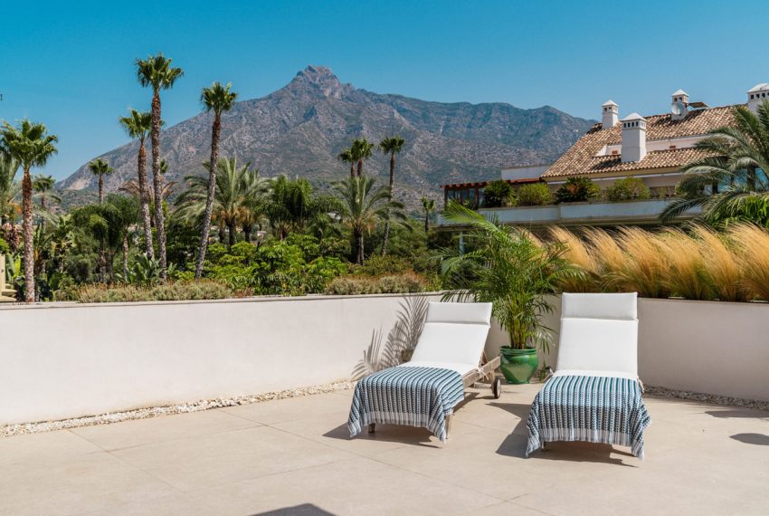 R5140108-Apartment-For-Sale-The-Golden-Mile-Penthouse-Duplex-3-Beds-276-Built-8