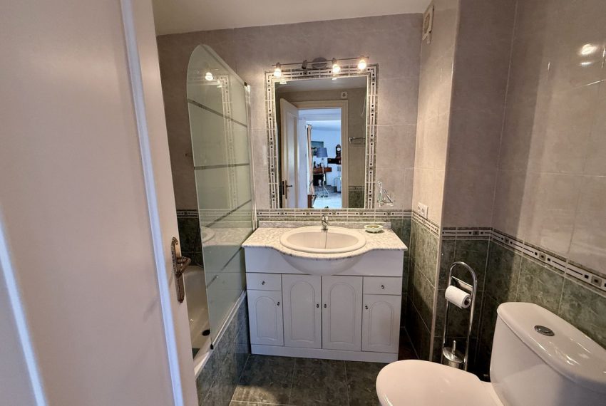 R5140819-Apartment-For-Sale-Calahonda-Penthouse-2-Beds-89-Built-13