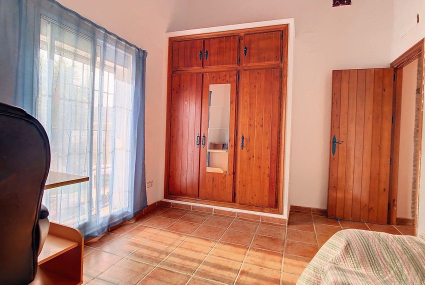 R5140843-Villa-For-Sale-Coin-Detached-2-Beds-129-Built-11