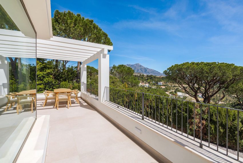 R5140945-Villa-For-Sale-El-Madronal-Detached-5-Beds-380-Built-11