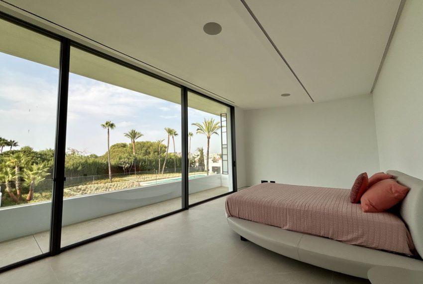 R5140960-Villa-For-Sale-Nueva-Andalucia-Semi-Detached-4-Beds-612-Built-16