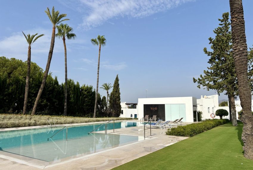 R5140960-Villa-For-Sale-Nueva-Andalucia-Semi-Detached-4-Beds-612-Built-3