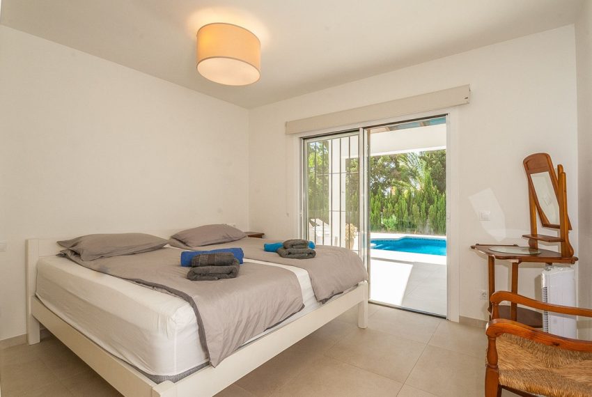 R5140984-Villa-For-Sale-Elviria-Detached-5-Beds-251-Built-7