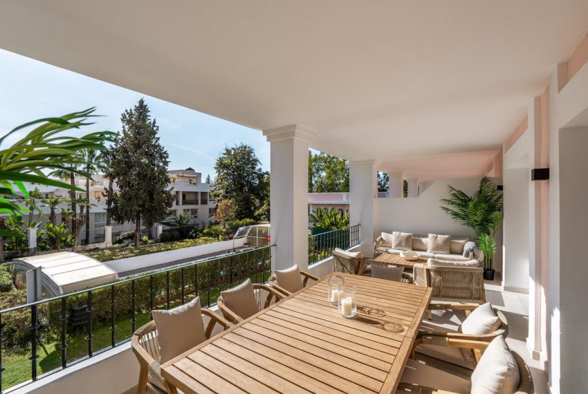 R5141002-Apartment-For-Sale-Nueva-Andalucia-Penthouse-Duplex-3-Beds-241-Built-1