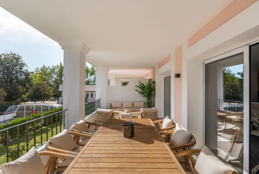 R5141002-Apartment-For-Sale-Nueva-Andalucia-Penthouse-Duplex-3-Beds-241-Built-2