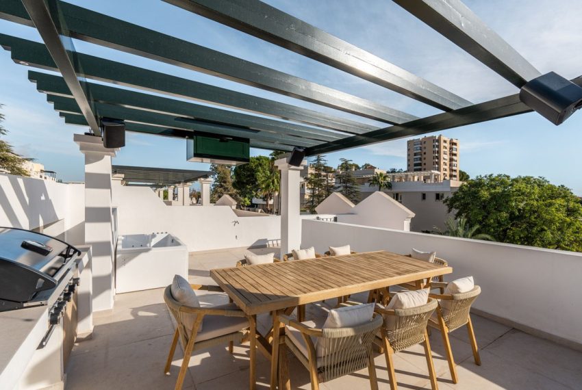 R5141002-Apartment-For-Sale-Nueva-Andalucia-Penthouse-Duplex-3-Beds-241-Built-4