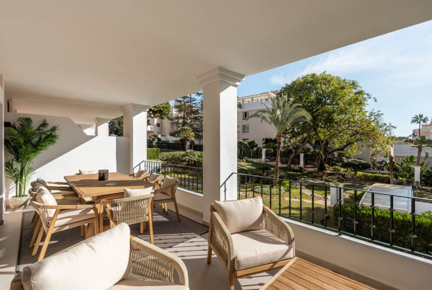 R5141002-Apartment-For-Sale-Nueva-Andalucia-Penthouse-Duplex-3-Beds-241-Built
