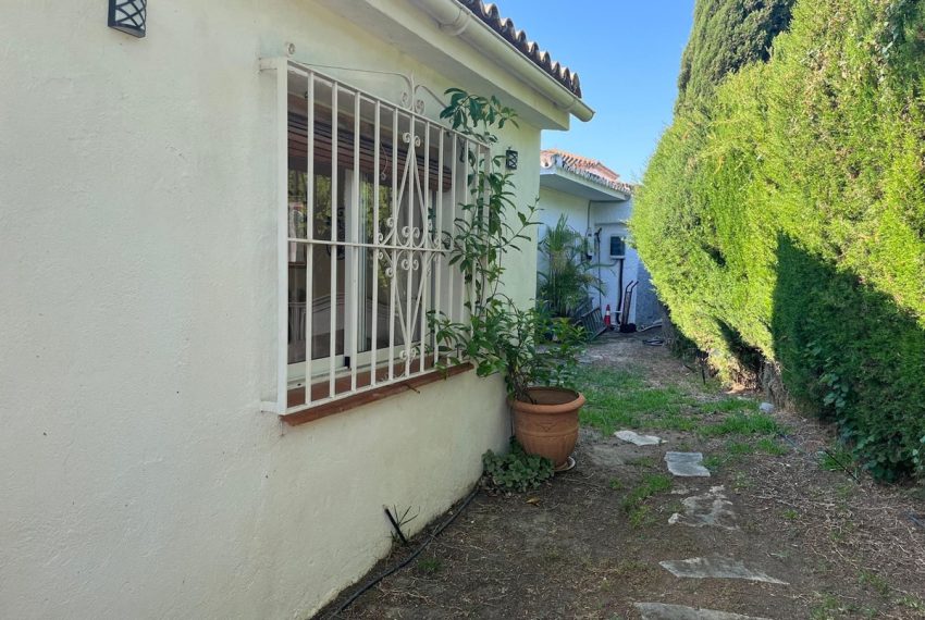 R5141023-Villa-For-Sale-Marbella-Detached-3-Beds-166-Built-18