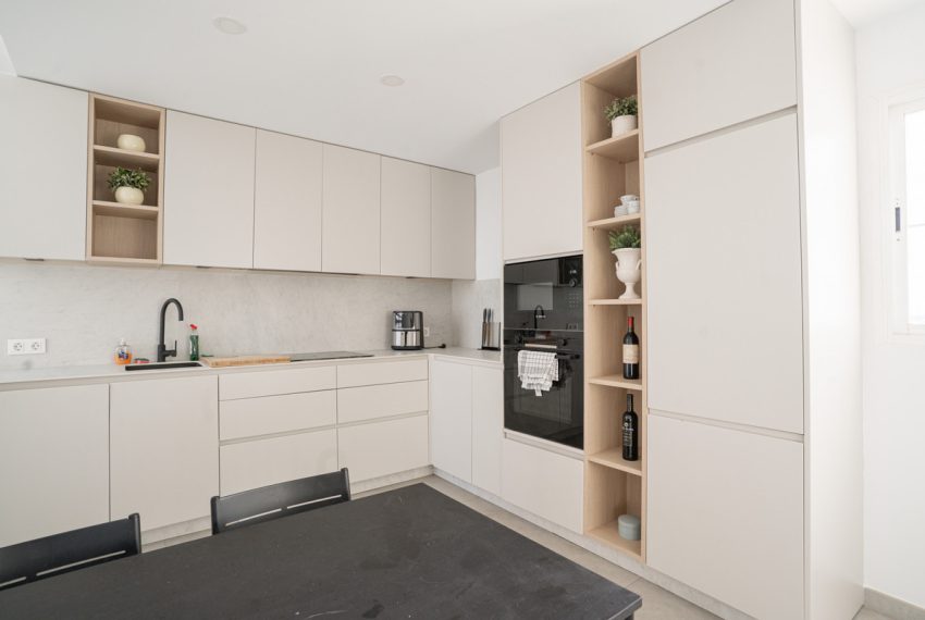 R5141125-Apartment-For-Sale-Estepona-Penthouse-3-Beds-120-Built-12