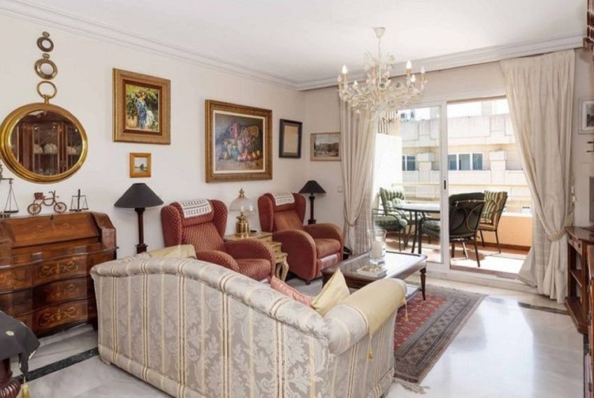 R5141653-Apartment-For-Sale-The-Golden-Mile-Penthouse-Duplex-3-Beds-165-Built-2