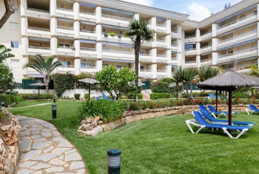 R5141653-Apartment-For-Sale-The-Golden-Mile-Penthouse-Duplex-3-Beds-165-Built
