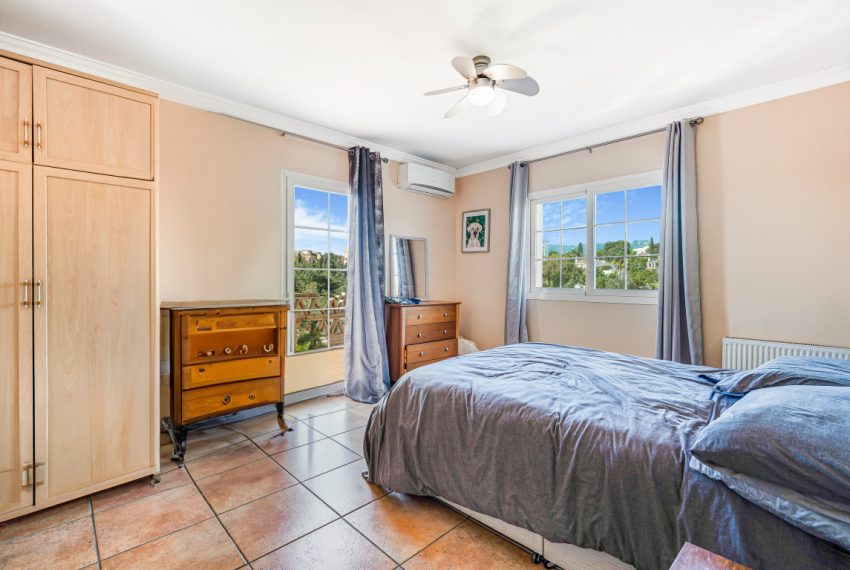 R5141941-Villa-For-Sale-Elviria-Detached-4-Beds-321-Built-16