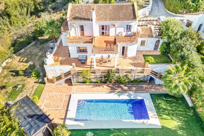 R5141941-Villa-For-Sale-Elviria-Detached-4-Beds-321-Built