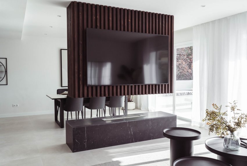R5141947-Apartment-For-Sale-The-Golden-Mile-Penthouse-3-Beds-130-Built-2