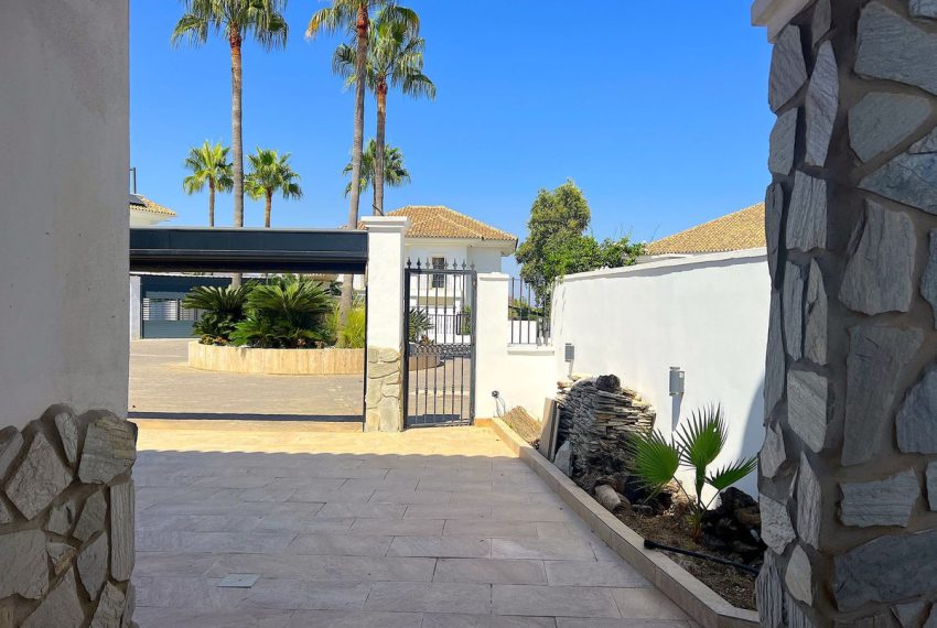 R5142193-Villa-For-Sale-La-Mairena-Semi-Detached-3-Beds-268-Built-1