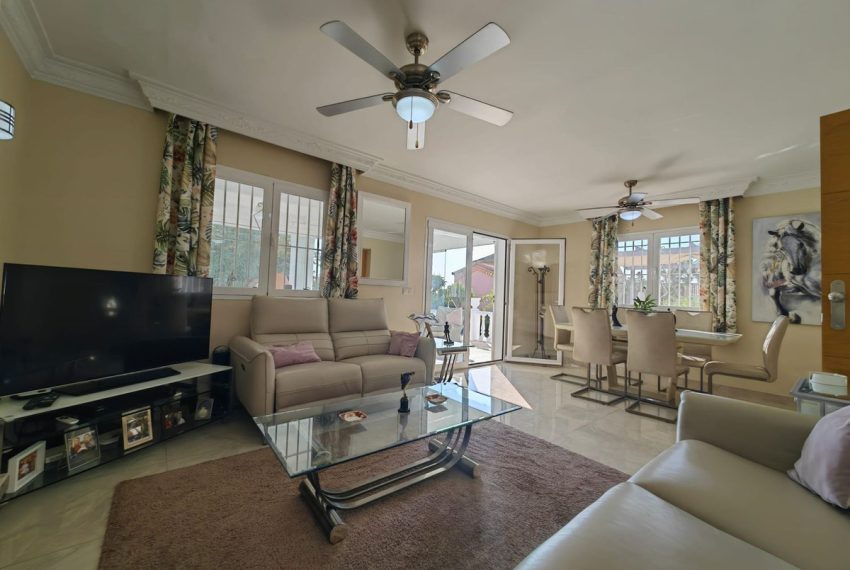 R5143135-Villa-For-Sale-Estepona-Detached-4-Beds-191-Built-12