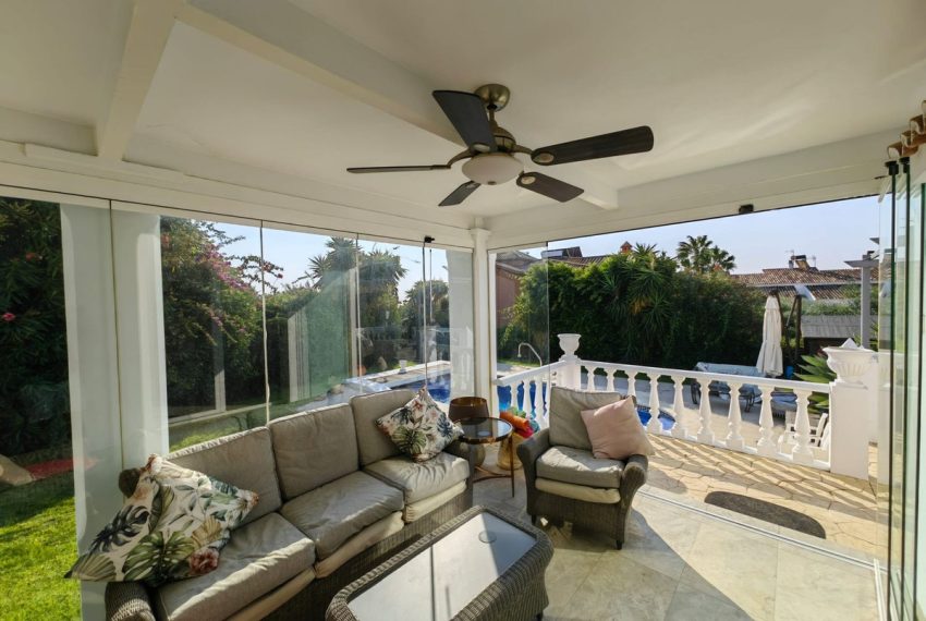 R5143135-Villa-For-Sale-Estepona-Detached-4-Beds-191-Built-17