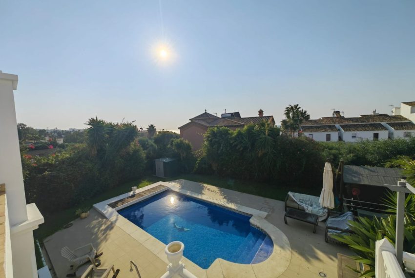R5143135-Villa-For-Sale-Estepona-Detached-4-Beds-191-Built-5