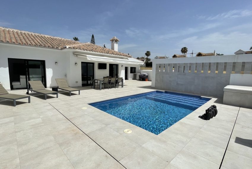 R5143783-Villa-For-Sale-San-Pedro-de-Alcantara-Detached-3-Beds-195-Built-1