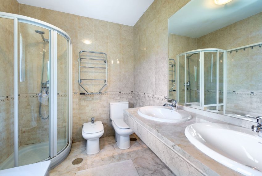 R5143825-Villa-For-Sale-Coin-Detached-4-Beds-287-Built-18
