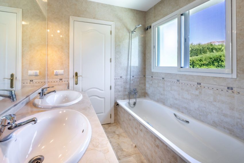 R5143825-Villa-For-Sale-Coin-Detached-4-Beds-287-Built-19