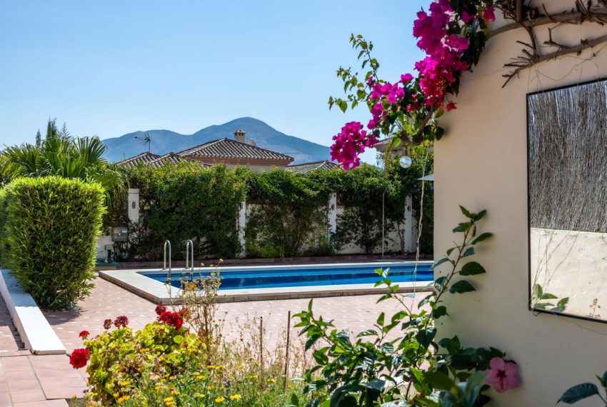 R5143825-Villa-For-Sale-Coin-Detached-4-Beds-287-Built-2