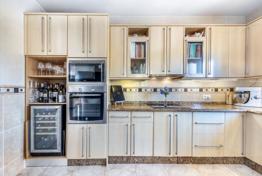 R5143825-Villa-For-Sale-Coin-Detached-4-Beds-287-Built-6