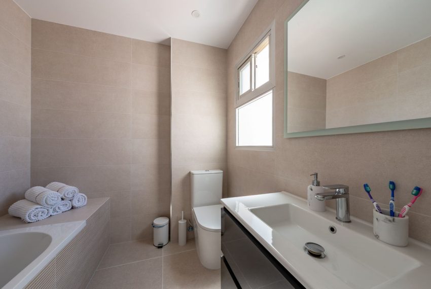 R5143876-Apartment-For-Sale-Estepona-Penthouse-3-Beds-105-Built-18