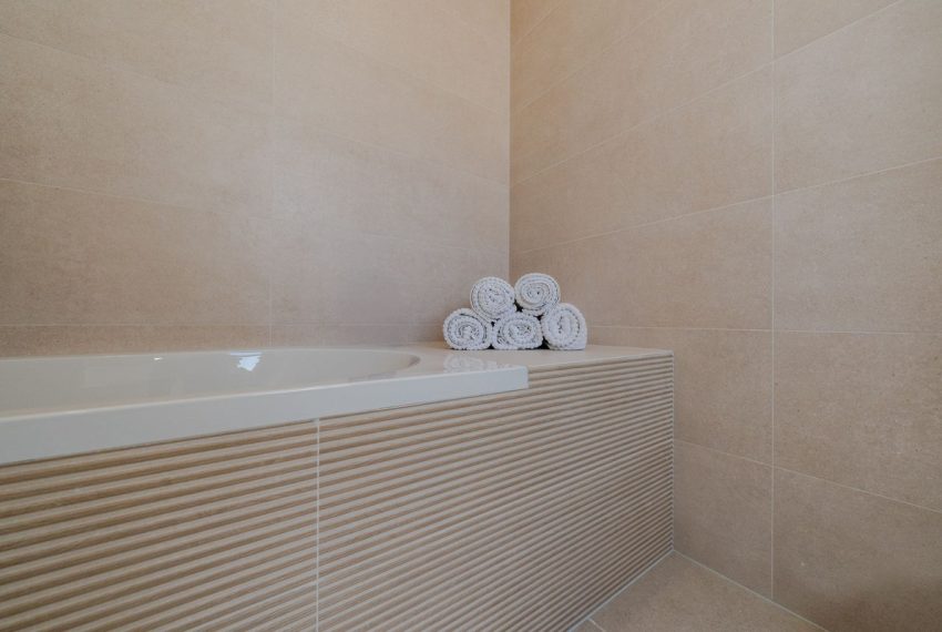 R5143876-Apartment-For-Sale-Estepona-Penthouse-3-Beds-105-Built-19