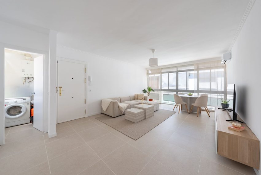 R5143876-Apartment-For-Sale-Estepona-Penthouse-3-Beds-105-Built-2