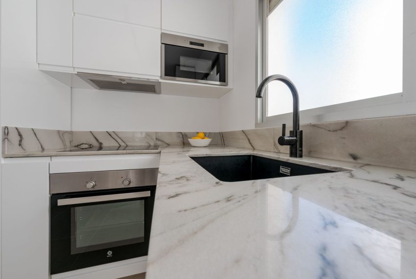 R5143876-Apartment-For-Sale-Estepona-Penthouse-3-Beds-105-Built-9