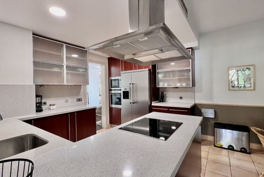 R5143915-Apartment-For-Sale-Sierra-Blanca-Penthouse-Duplex-3-Beds-388-Built-17