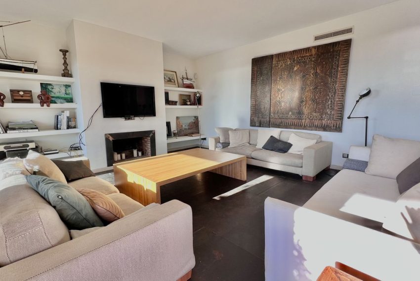 R5143915-Apartment-For-Sale-Sierra-Blanca-Penthouse-Duplex-3-Beds-388-Built-3