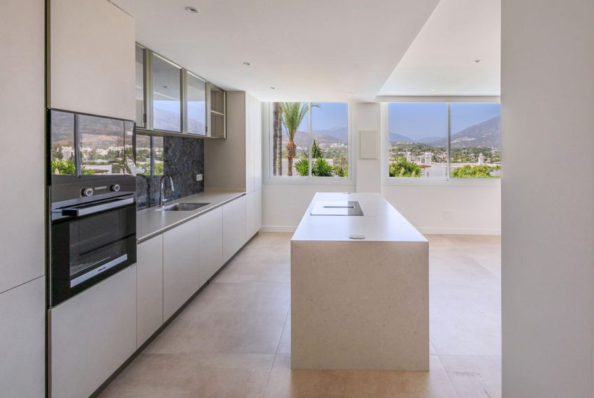 R5143975-Apartment-For-Sale-Nueva-Andalucia-Middle-Floor-2-Beds-101-Built-1