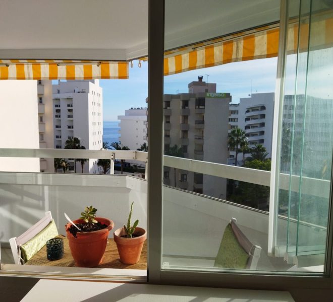 R5144869-Image 1-Middle Floor - 2 Beds - 63 Built