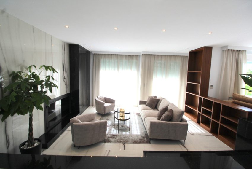 R5145193-Villa-For-Sale-Nueva-Andalucia-Detached-5-Beds-350-Built-13