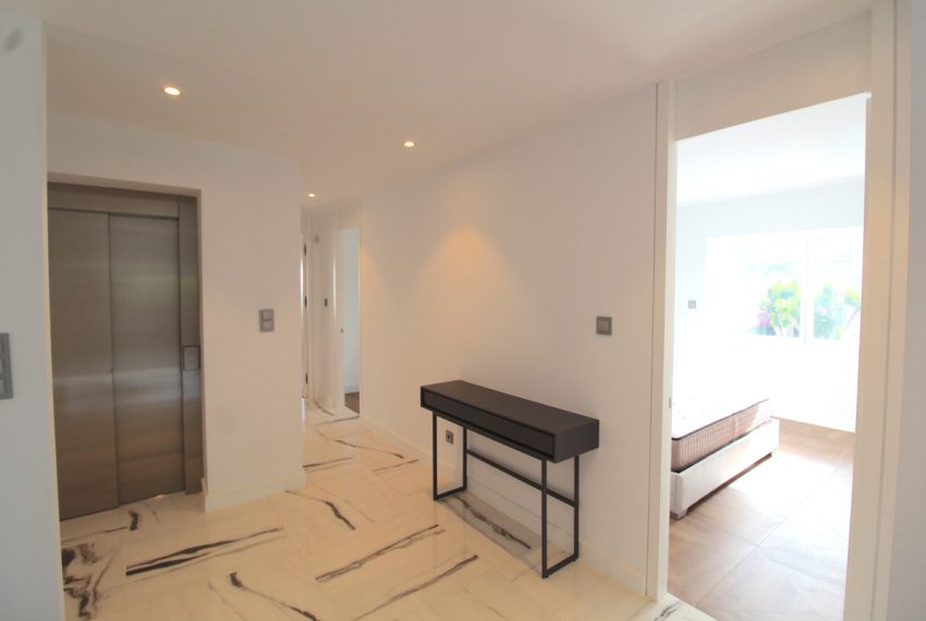 R5145193-Villa-For-Sale-Nueva-Andalucia-Detached-5-Beds-350-Built-15