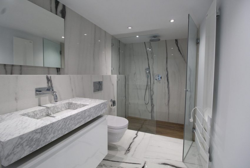 R5145193-Villa-For-Sale-Nueva-Andalucia-Detached-5-Beds-350-Built-19