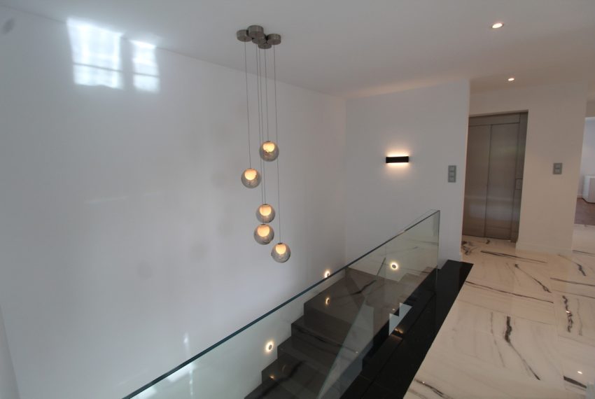 R5145193-Villa-For-Sale-Nueva-Andalucia-Detached-5-Beds-350-Built-8